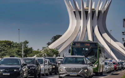 Queda na demanda de seguros de automóvel em março